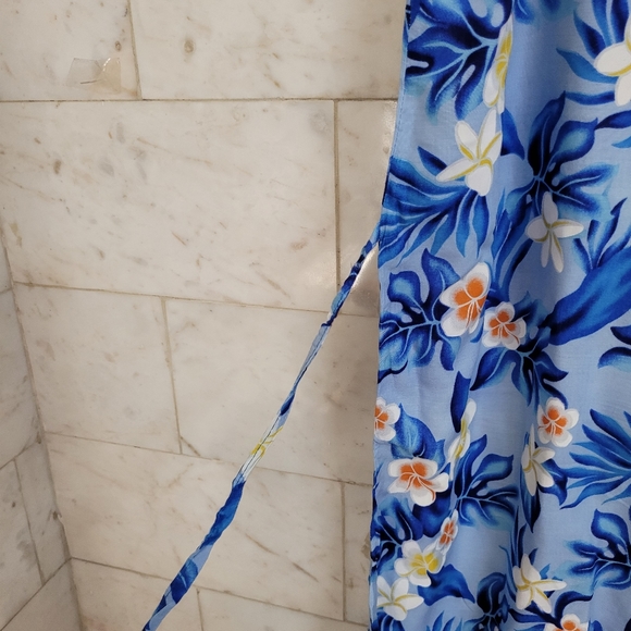 Floral Beach Dress - Picture 3 of 4